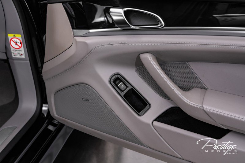 Used 2010 Porsche Panamera S image 35