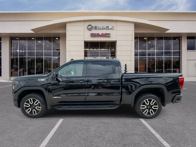 Used 2023 GMC Sierra 1500 AT4 w/ Technology Package AWD/4WD image 8