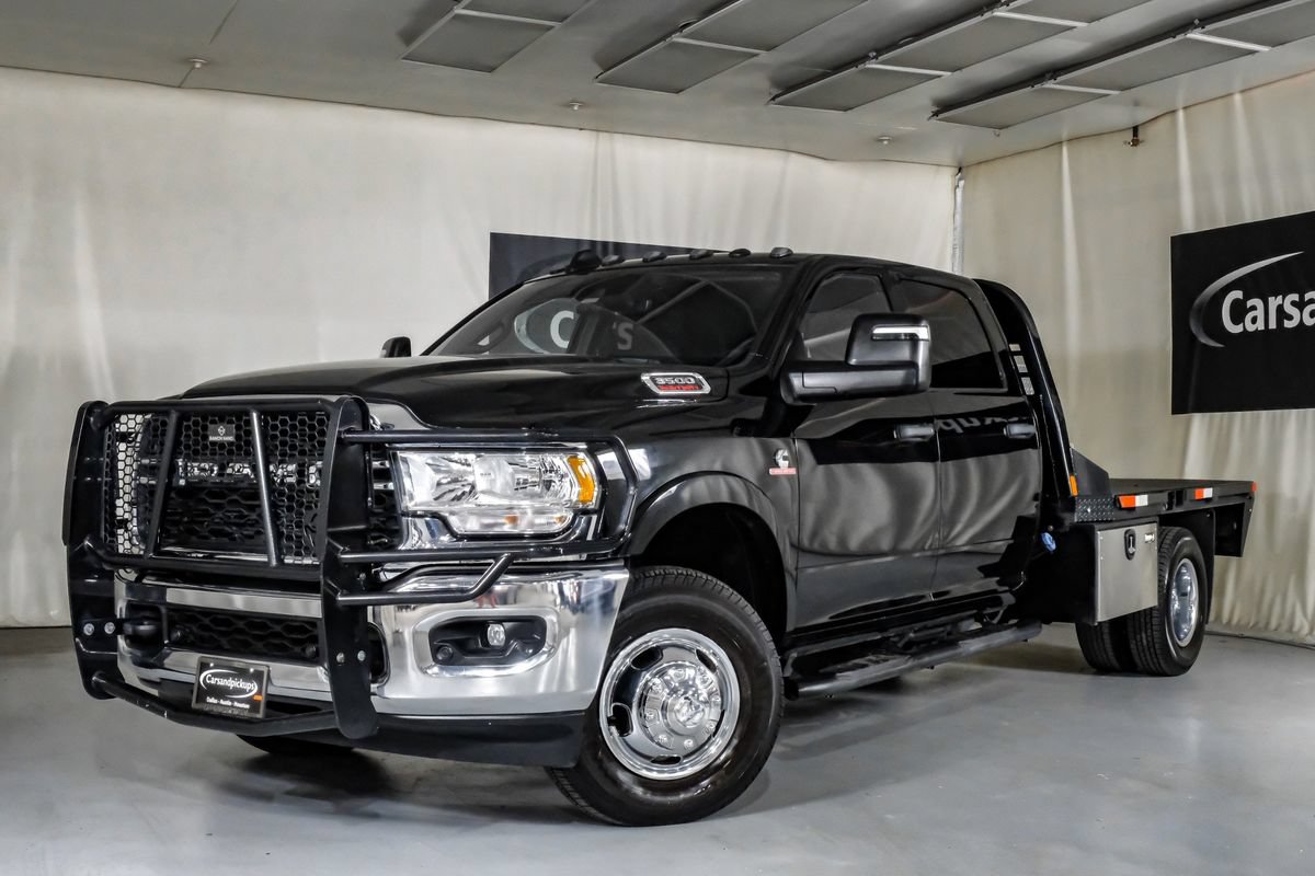 Used 2023 RAM 3500 Tradesman w/ Safety Group AWD/4WD image 4