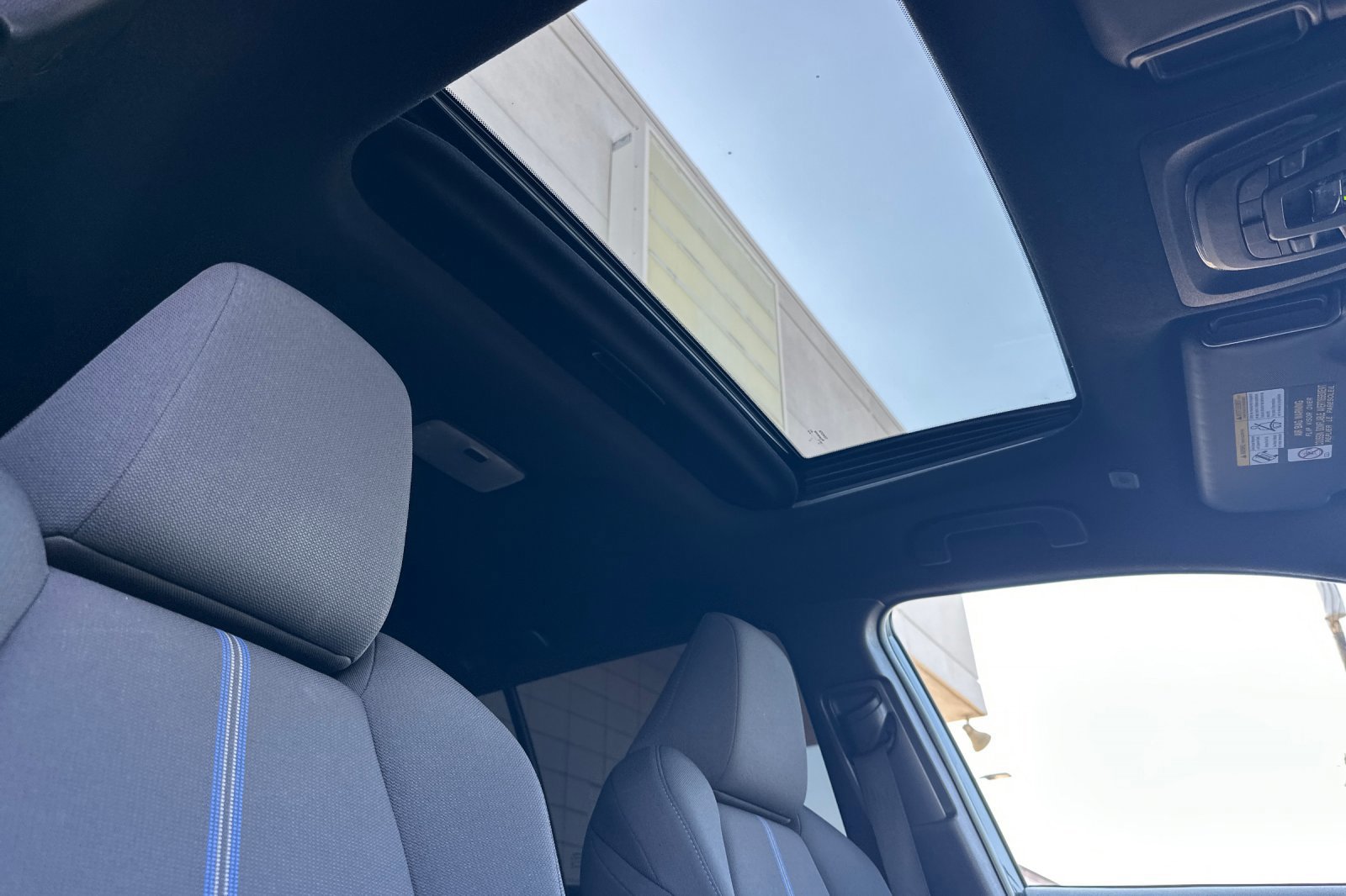 Used 2023 Toyota Corolla Cross S w/ Moonroof Package image 17