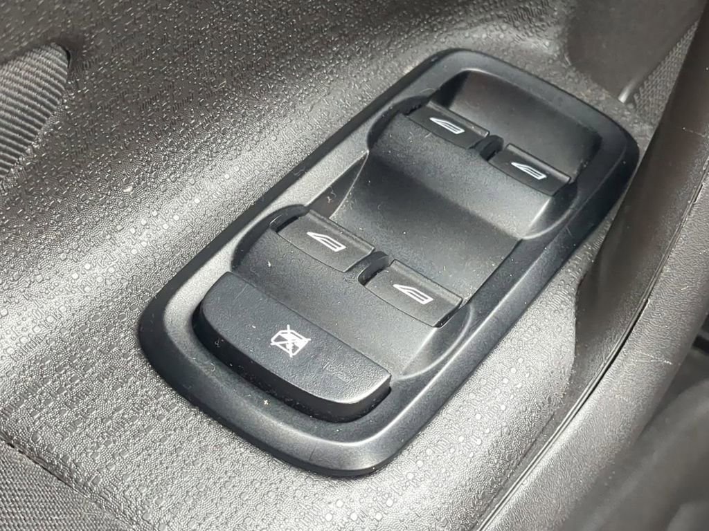 Used 2019 Ford Fiesta SE image 22