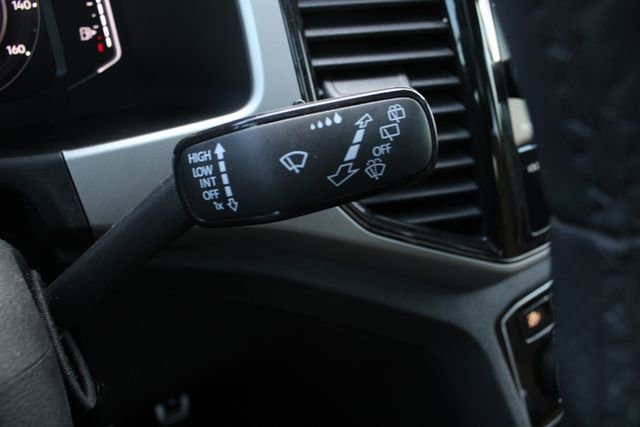 Used 2023 Volkswagen Atlas Cross Sport SEL R-Line image 16