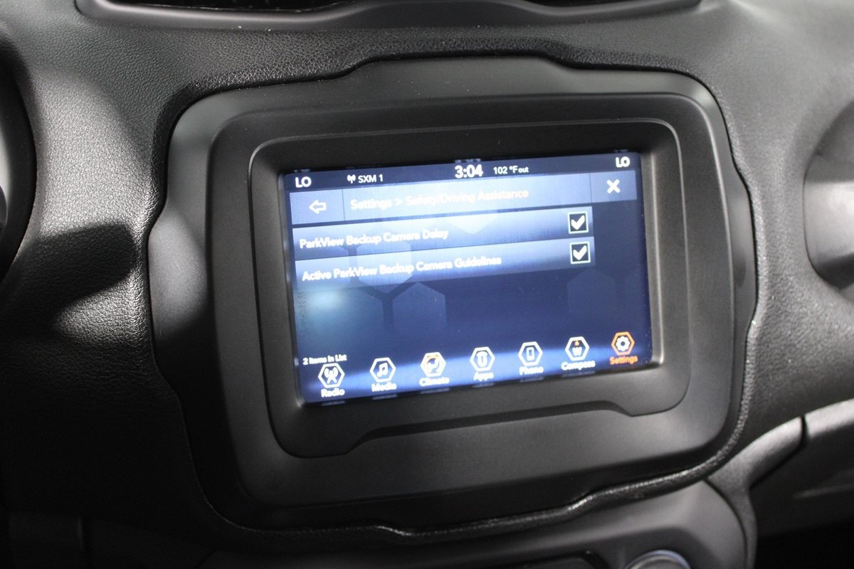 Used 2019 Jeep Renegade Latitude w/ Popular Equipment Group FWD image 12