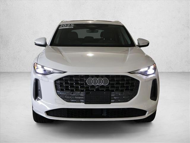 Certified 2025 Audi Q5 Premium w/ Convenience Package video 2