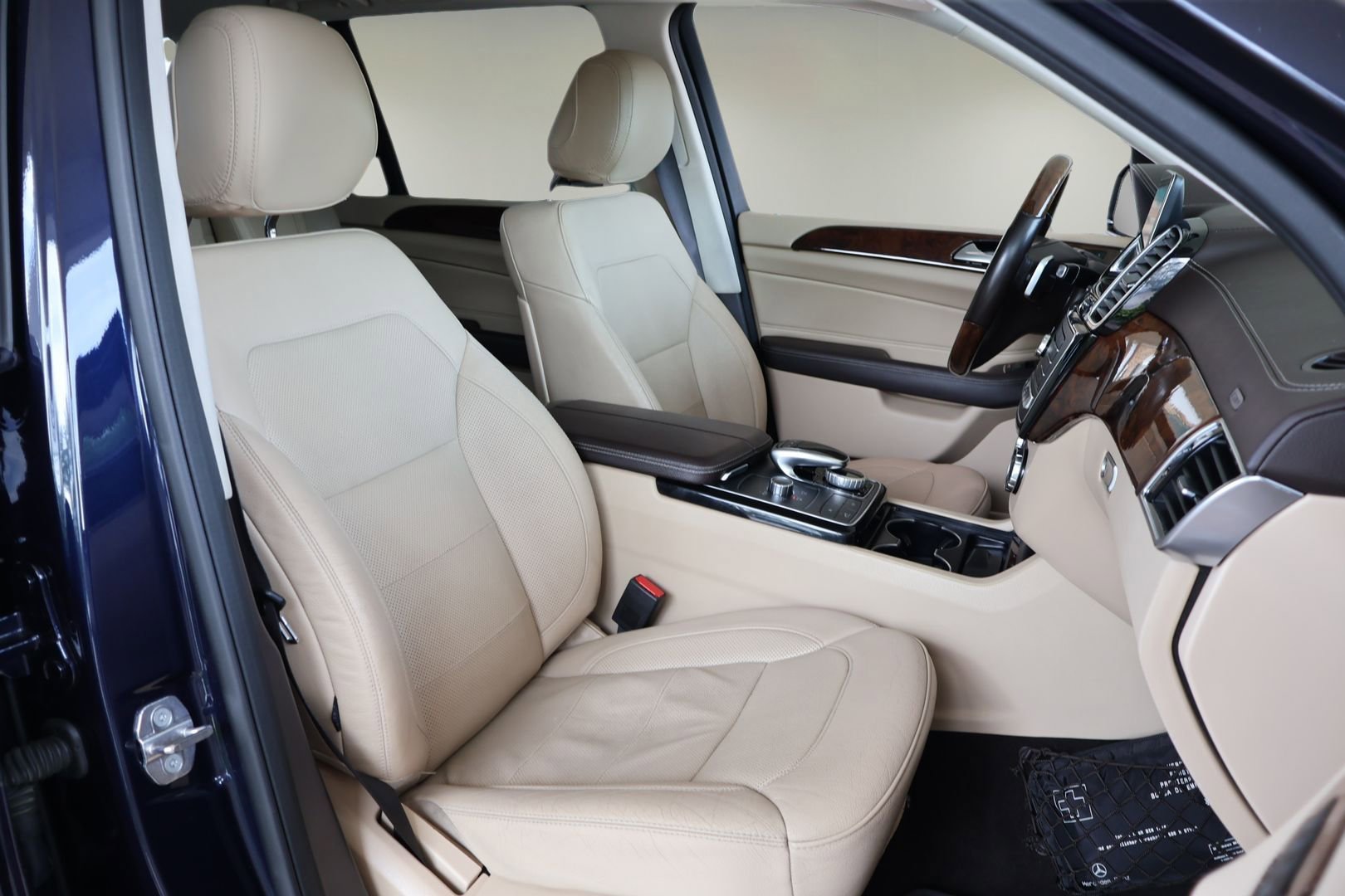 Used 2019 Mercedes-Benz GLS 450 4MATIC image 21