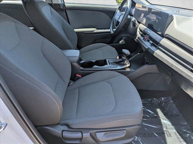 Used 2025 Kia K4 FWD image 26