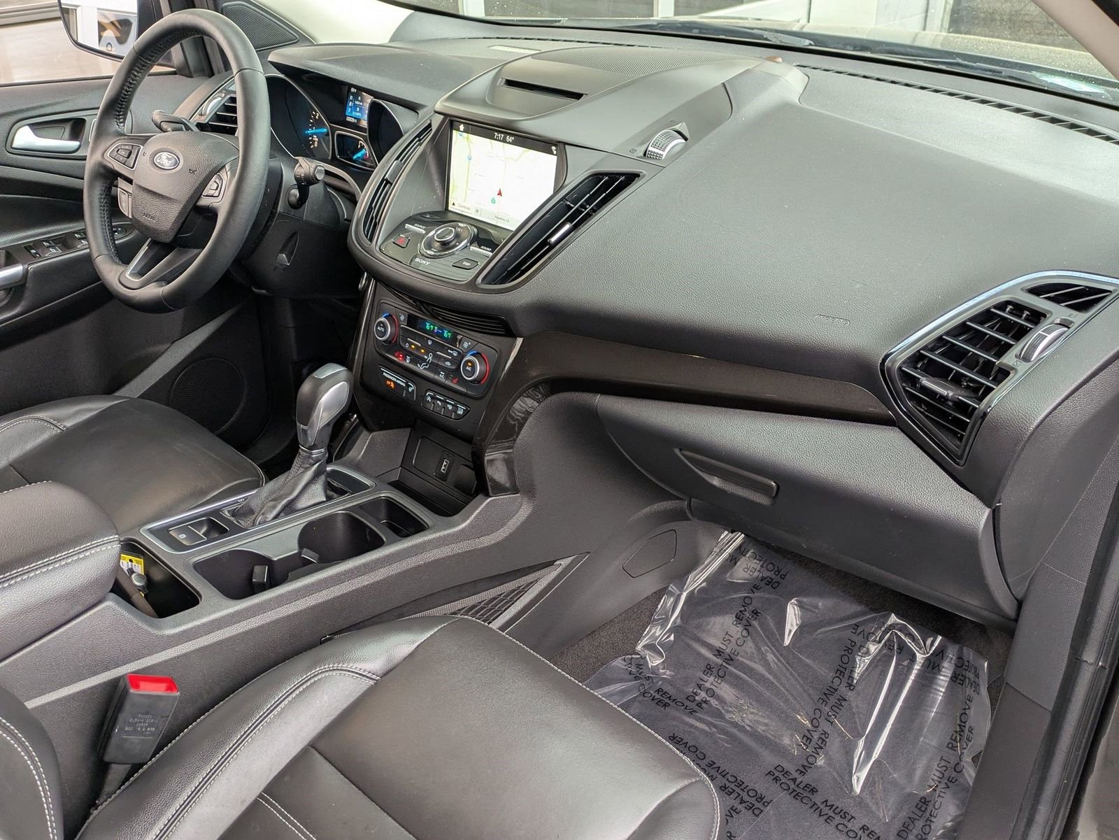 Used 2018 Ford Escape Titanium w/ Ford Safe & Smart Package image 21