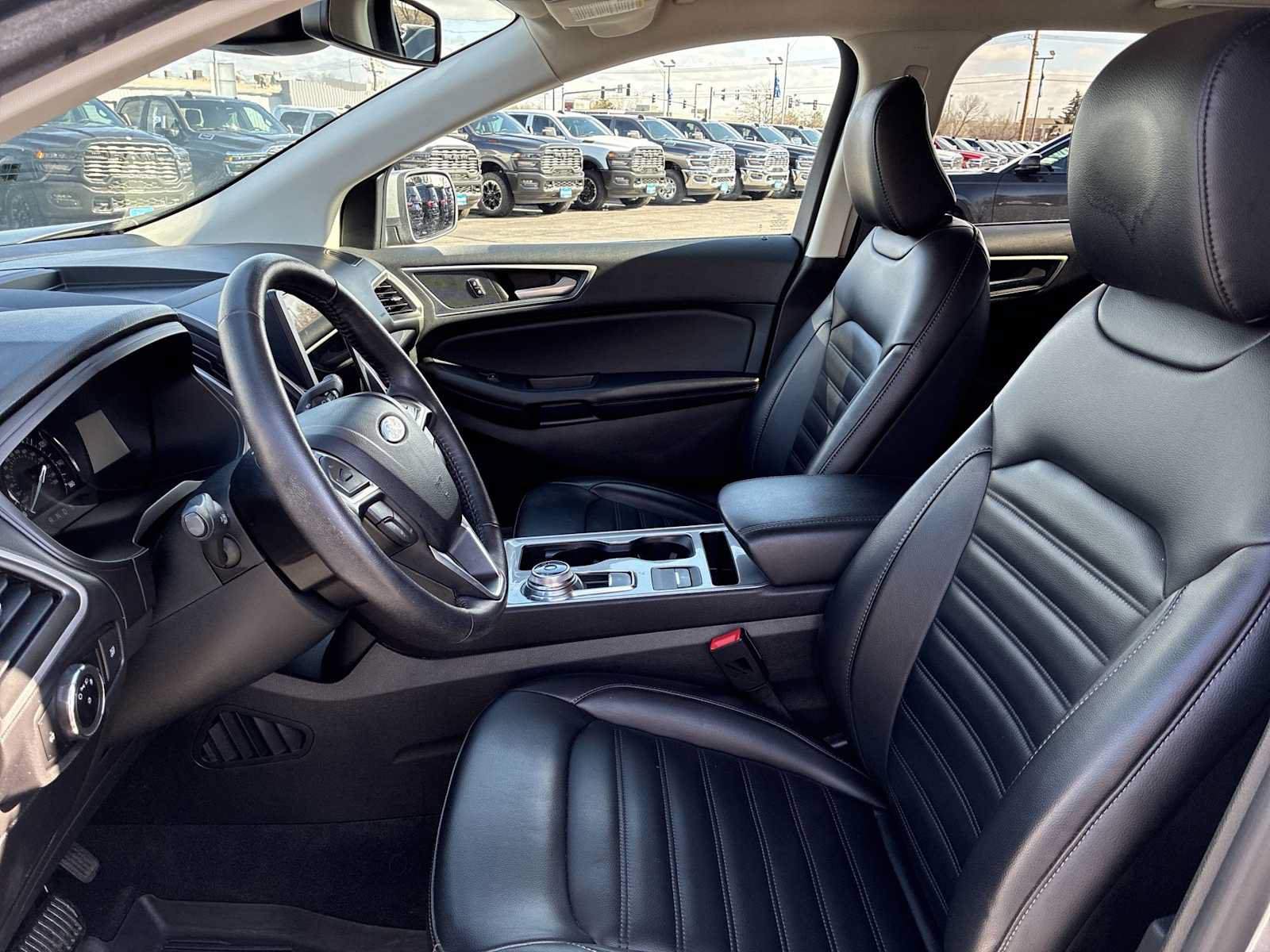 Used 2023 Ford Edge SEL AWD/4WD image 13