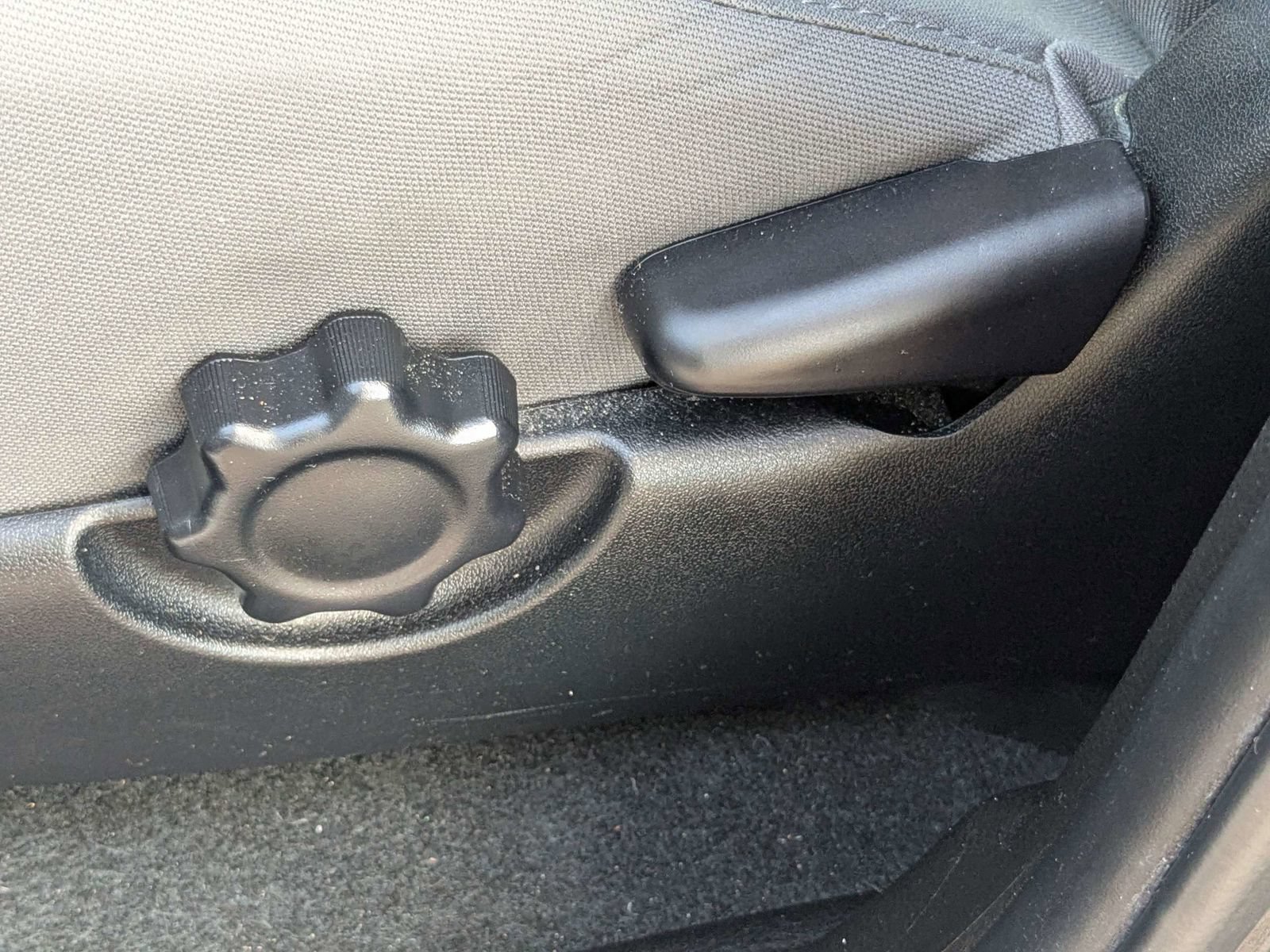 Used 2022 Toyota Tacoma SR AWD/4WD image 21