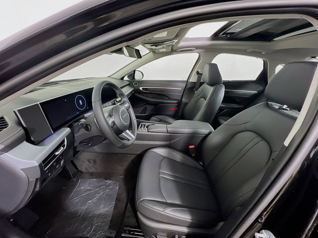 New 2025 Hyundai Sonata Limited image 21