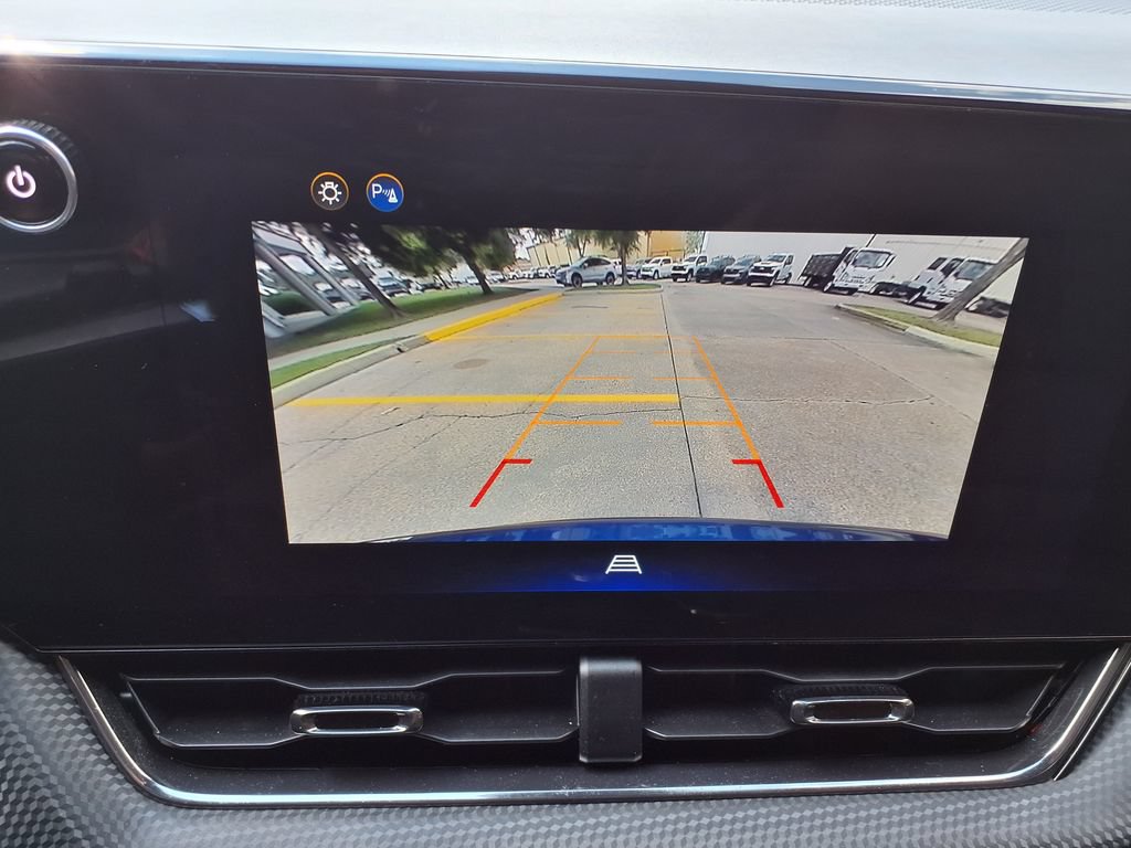 Used 2025 Chevrolet Equinox RS w/ Convenience Package III FWD image 29