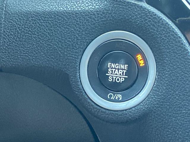 Used 2021 Chrysler 300 S RWD image 12