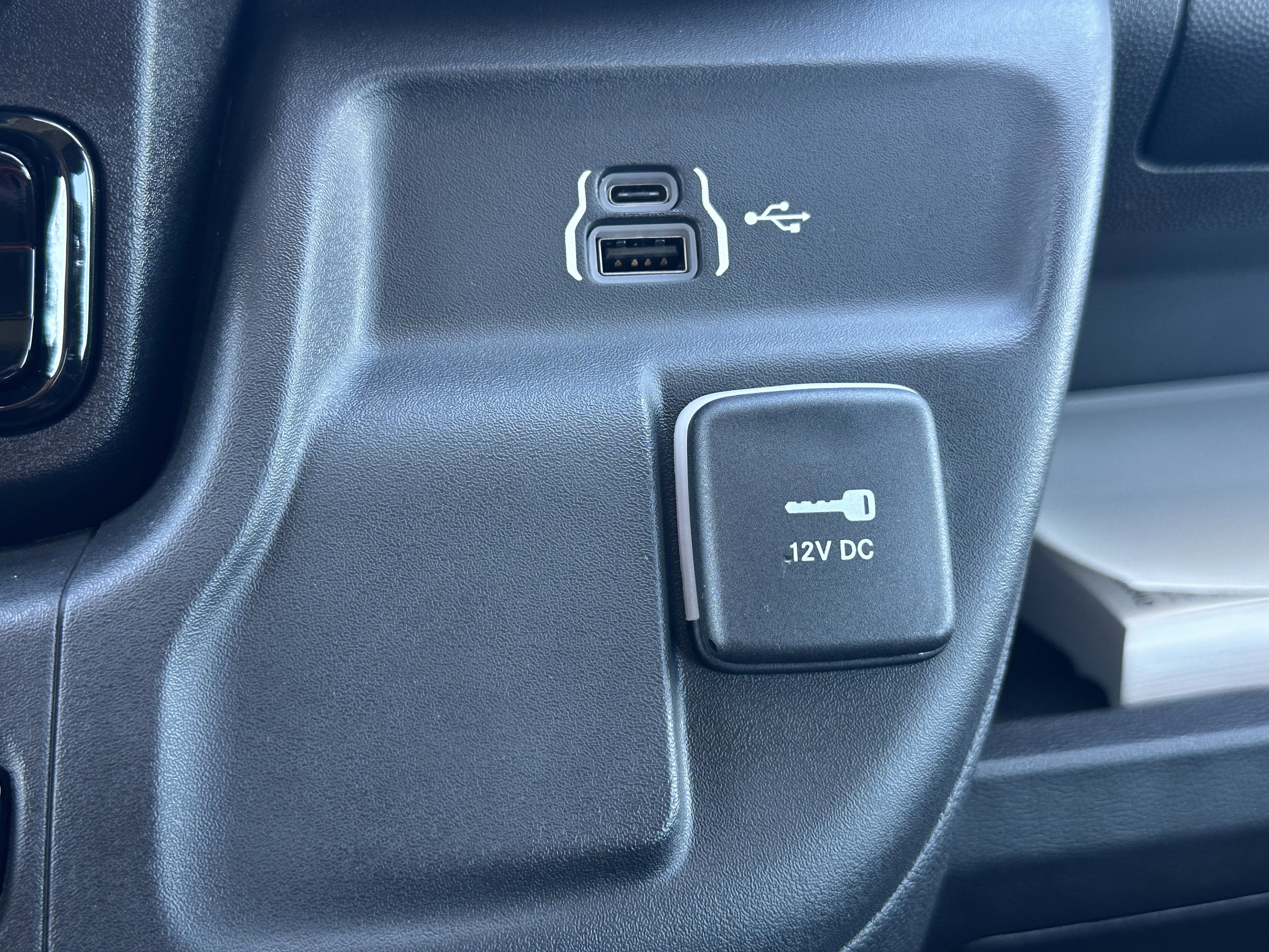 Used 2024 RAM ProMaster 3500 image 30