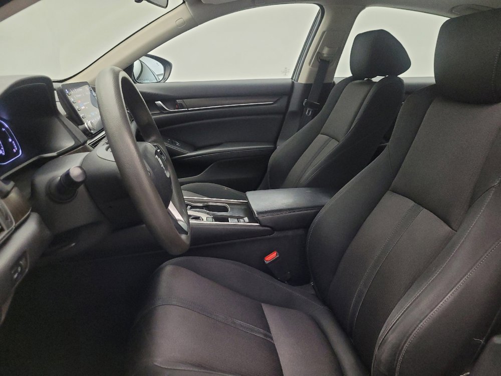 Used 2018 Honda Accord EX image 17