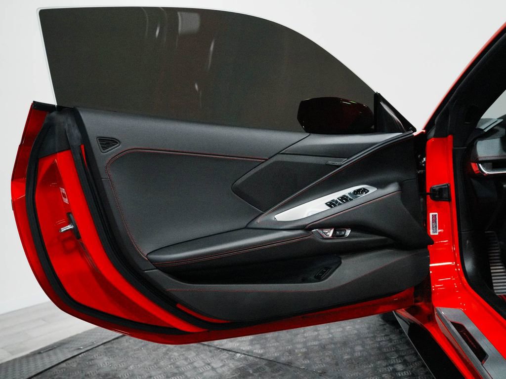 Used 2023 Chevrolet Corvette Stingray Convertible w/ Z51 Performance Package image 15