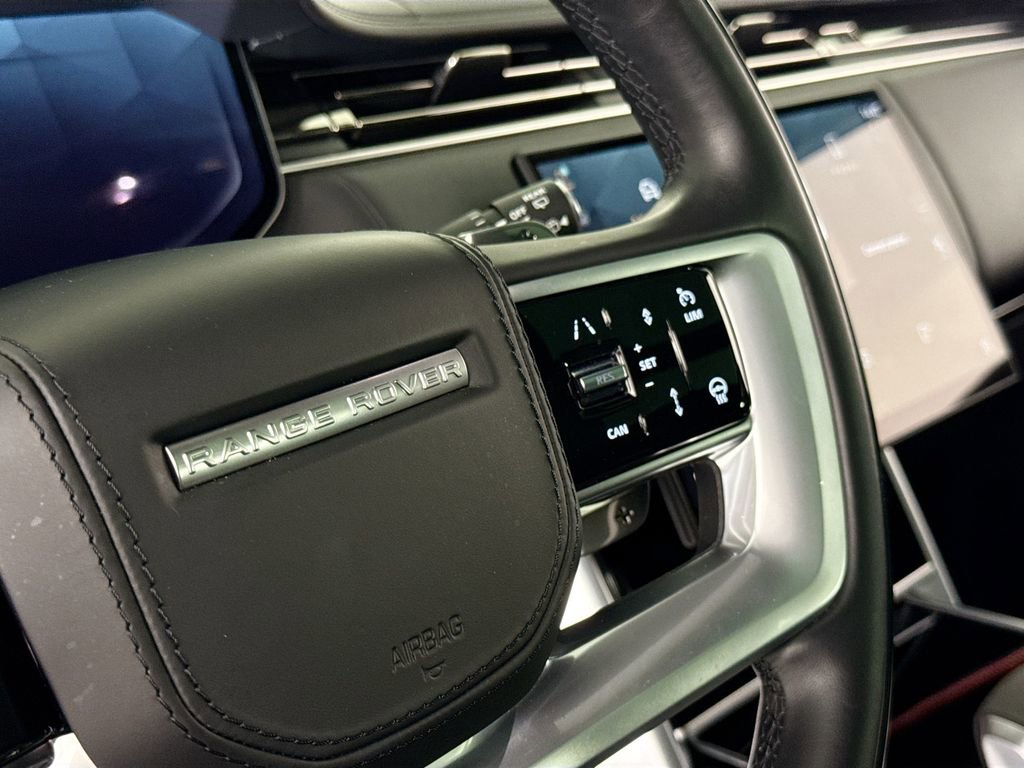 Used 2024 Land Rover Range Rover SE image 19