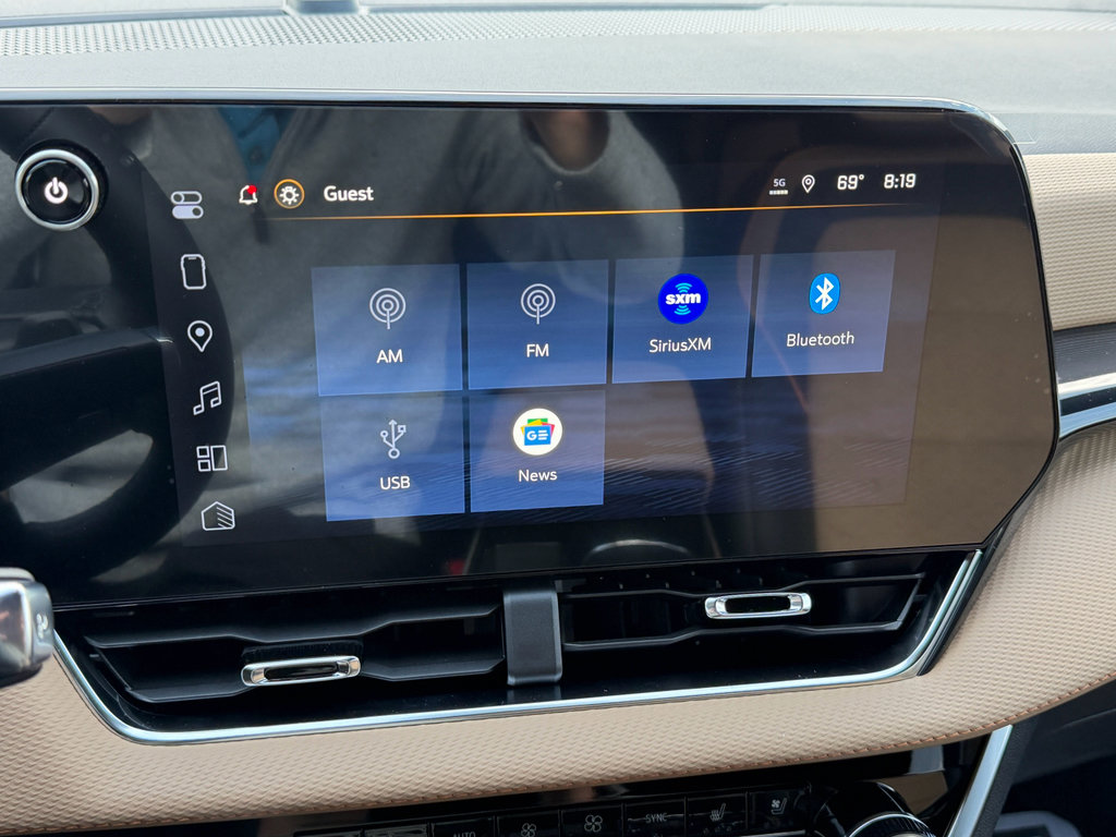 New 2026 Chevrolet Equinox ACTIV w/ Convenience Package III FWD image 15