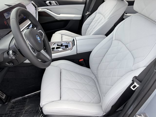 Used 2026 BMW X5 xDrive50e w/ M Sport Package AWD/4WD image 18