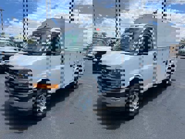 New 2025 Chevrolet Express 3500 w/ Power Convenience Package image 1