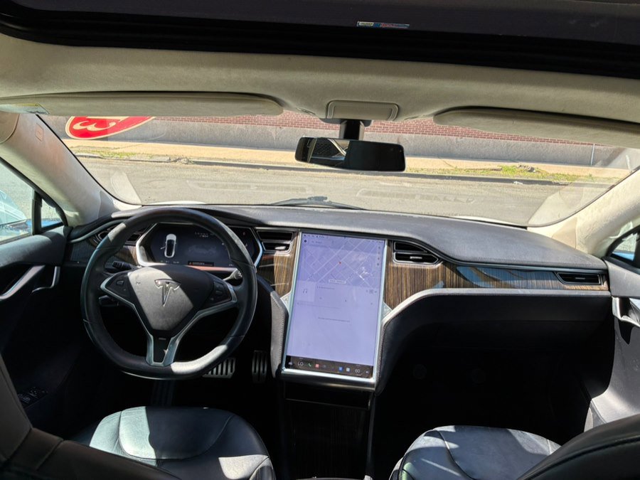 Used 2013 Tesla Model S Performance RWD image 18