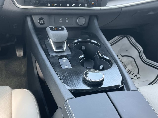 New 2026 Nissan Rogue Dark Armor AWD/4WD image 18