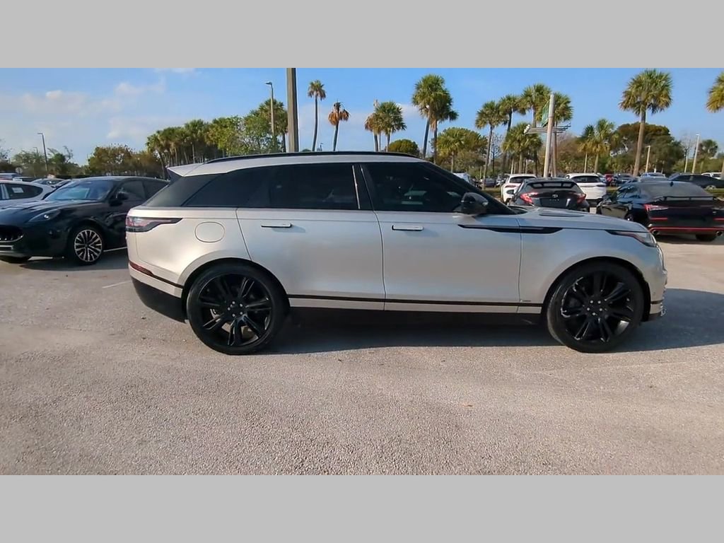 Used 2018 Land Rover Range Rover Velar R-Dynamic SE image 36