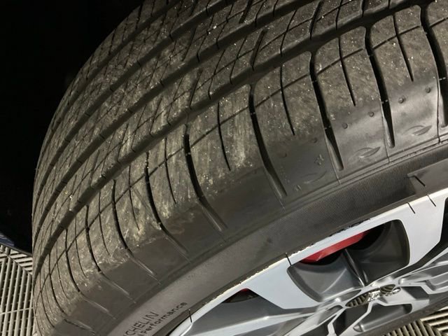 Used 2024 Cadillac XT6 Sport w/ Platinum Package image 36