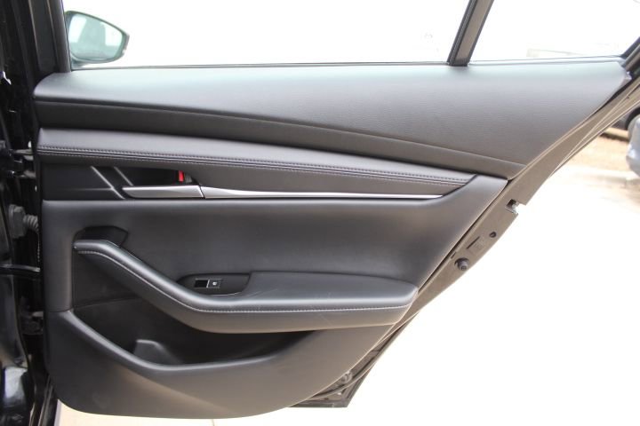 Certified 2024 MAZDA MAZDA3 s image 31