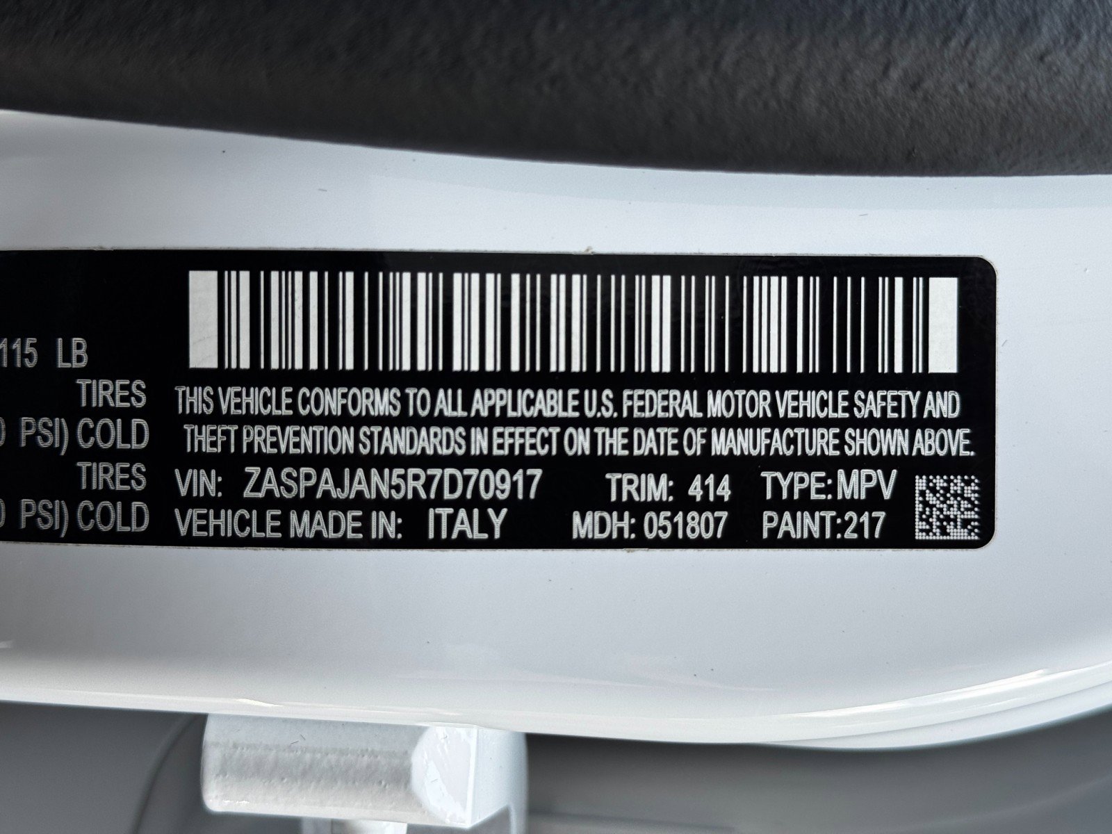 Used 2024 Alfa Romeo Stelvio Sprint image 46