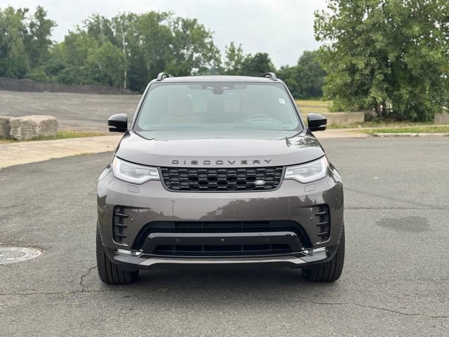 Used 2025 Land Rover Discovery Dynamic SE AWD/4WD image 8