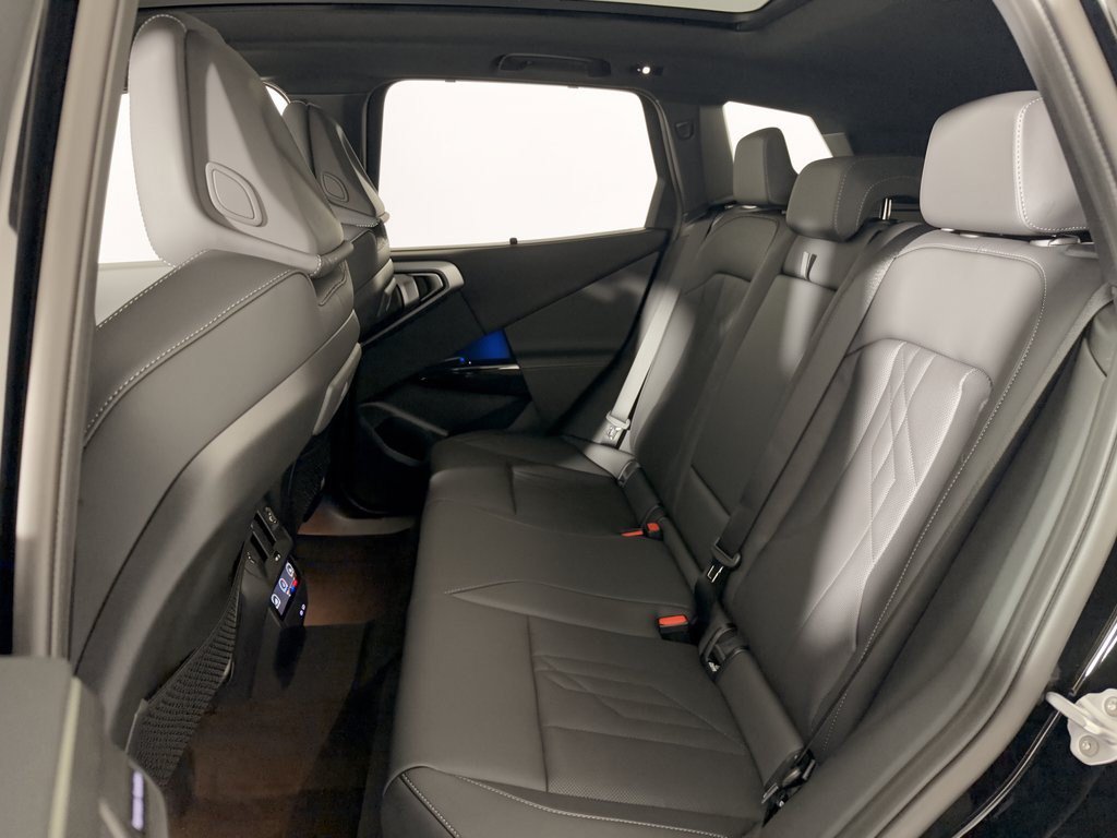 New 2027 BMW X1 xDrive28i AWD/4WD image 25