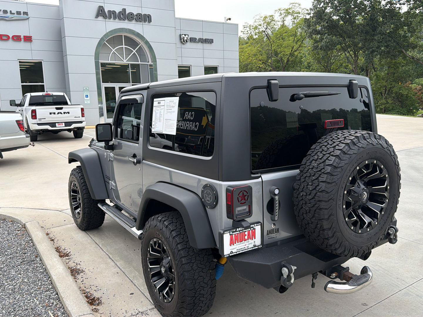 Used 2017 Jeep Wrangler Sport w/ Quick Order Package 24S AWD/4WD image 5