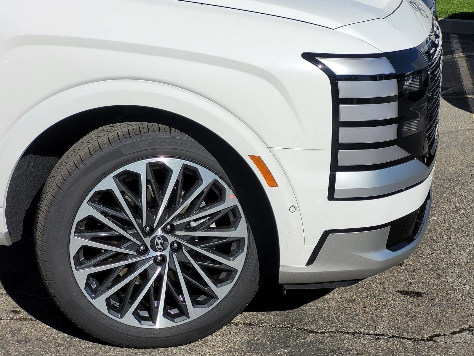New 2026 Hyundai Palisade Calligraphy AWD/4WD image 3