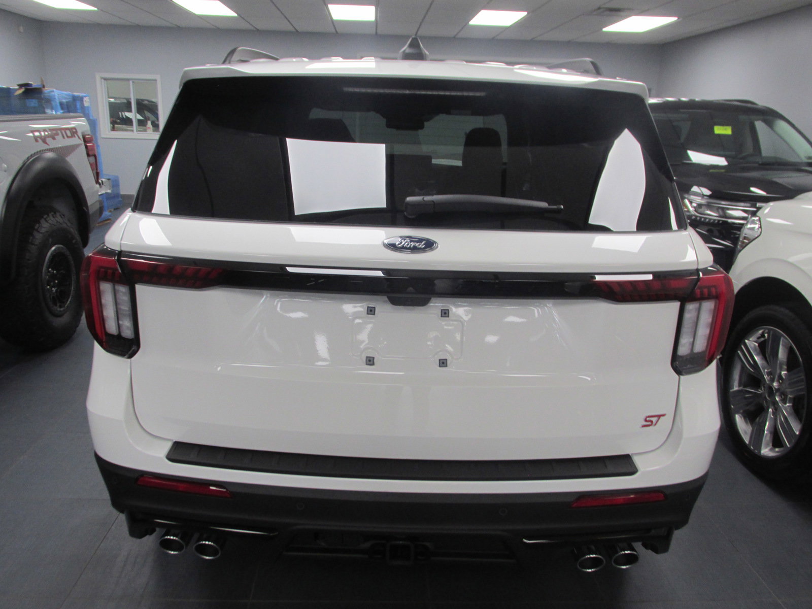 New 2025 Ford Explorer ST w/ Sun And Sound Package image 5