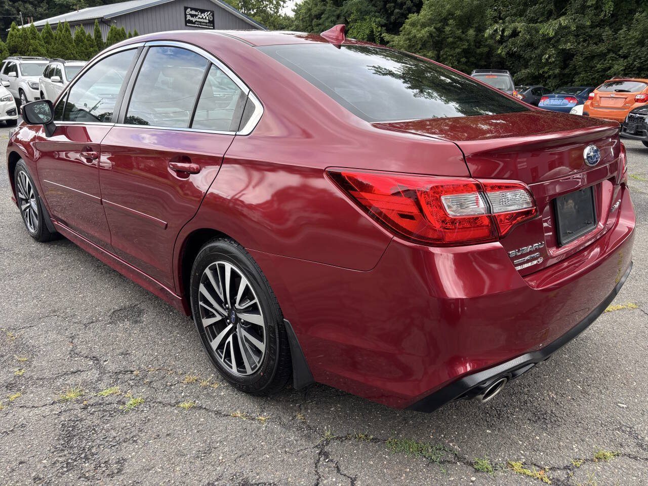 Used 2018 Subaru Legacy 2.5i Premium AWD/4WD image 3