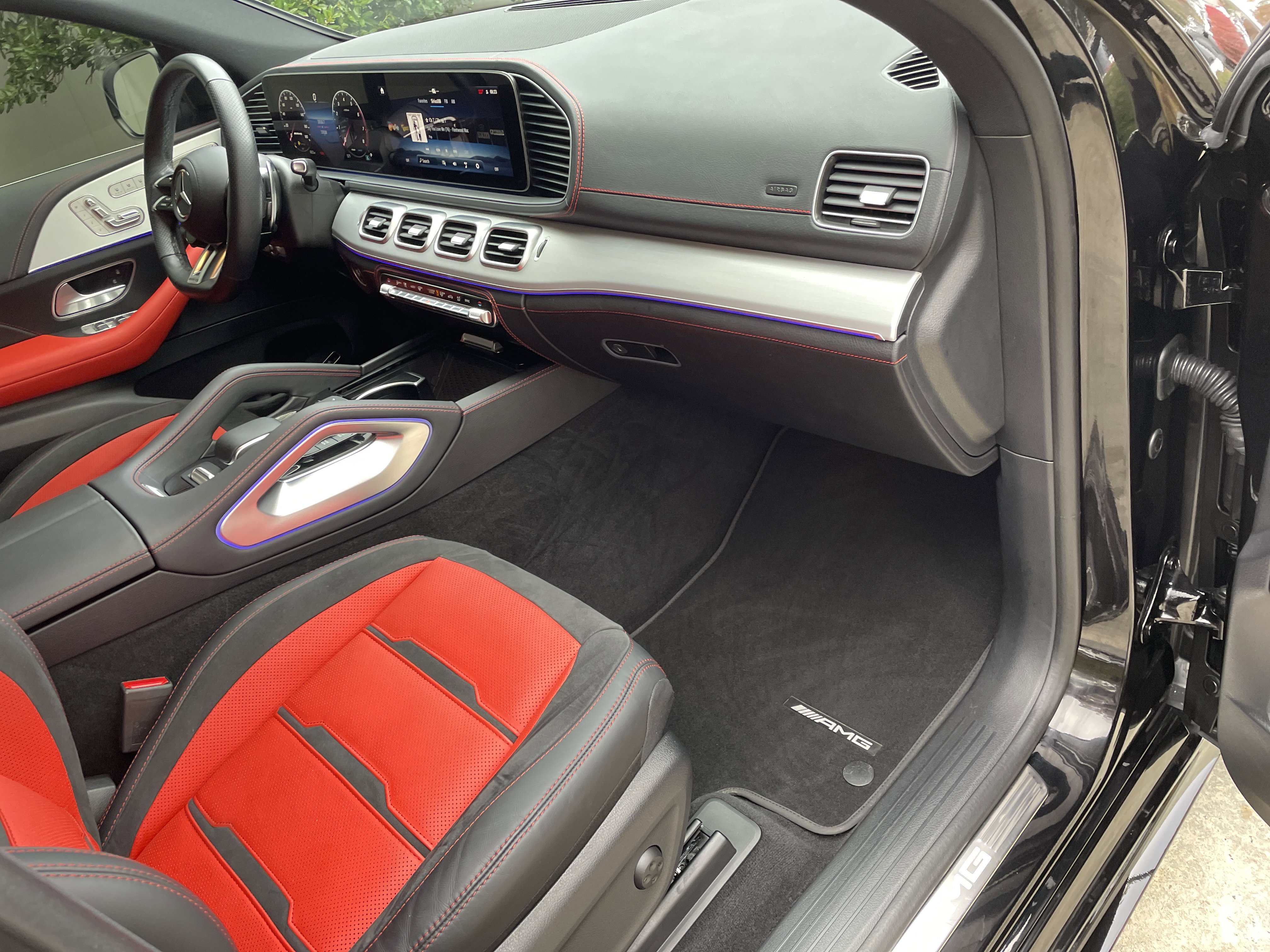 Certified 2025 Mercedes-Benz GLE 53 AMG 4MATIC Coupe image 48