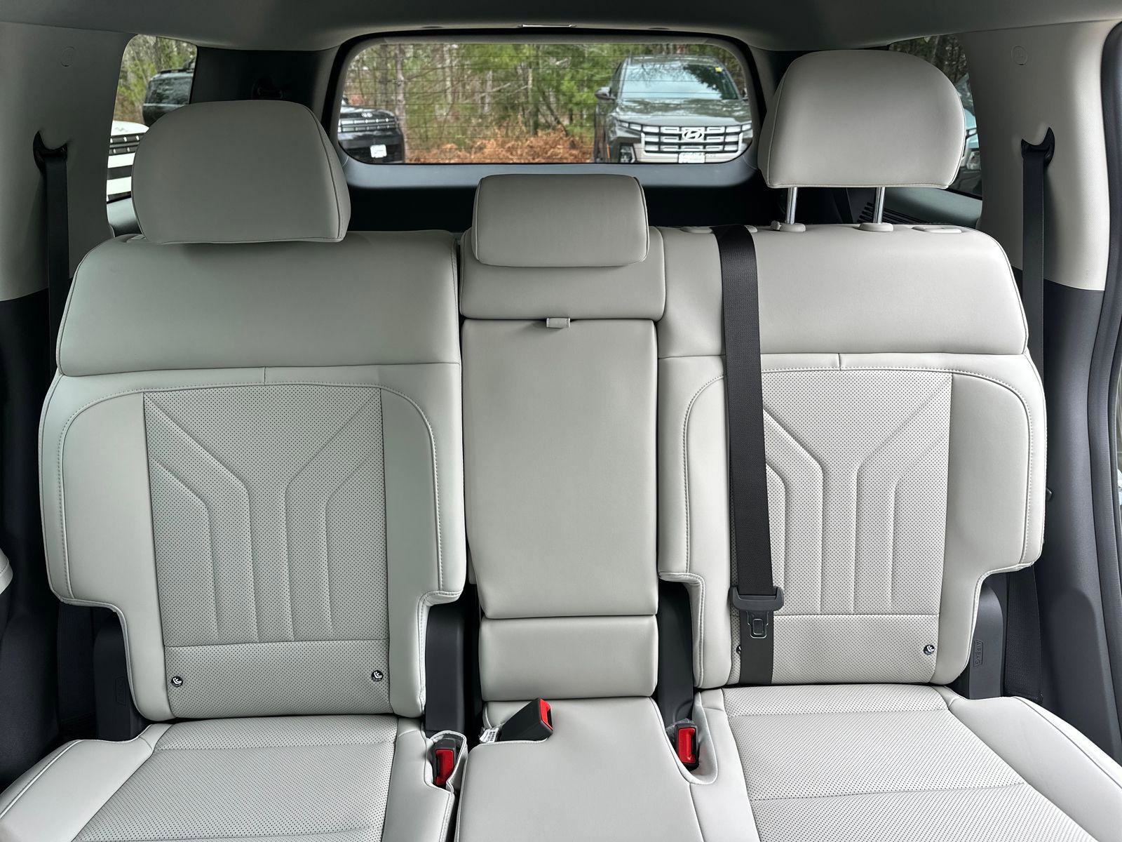 New 2026 Hyundai Santa Fe SEL image 9