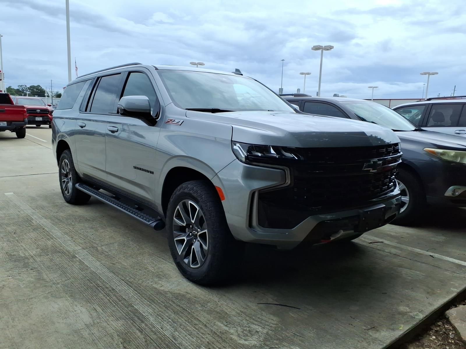 Used 2024 Chevrolet Suburban Z71 w/ Luxury Package
