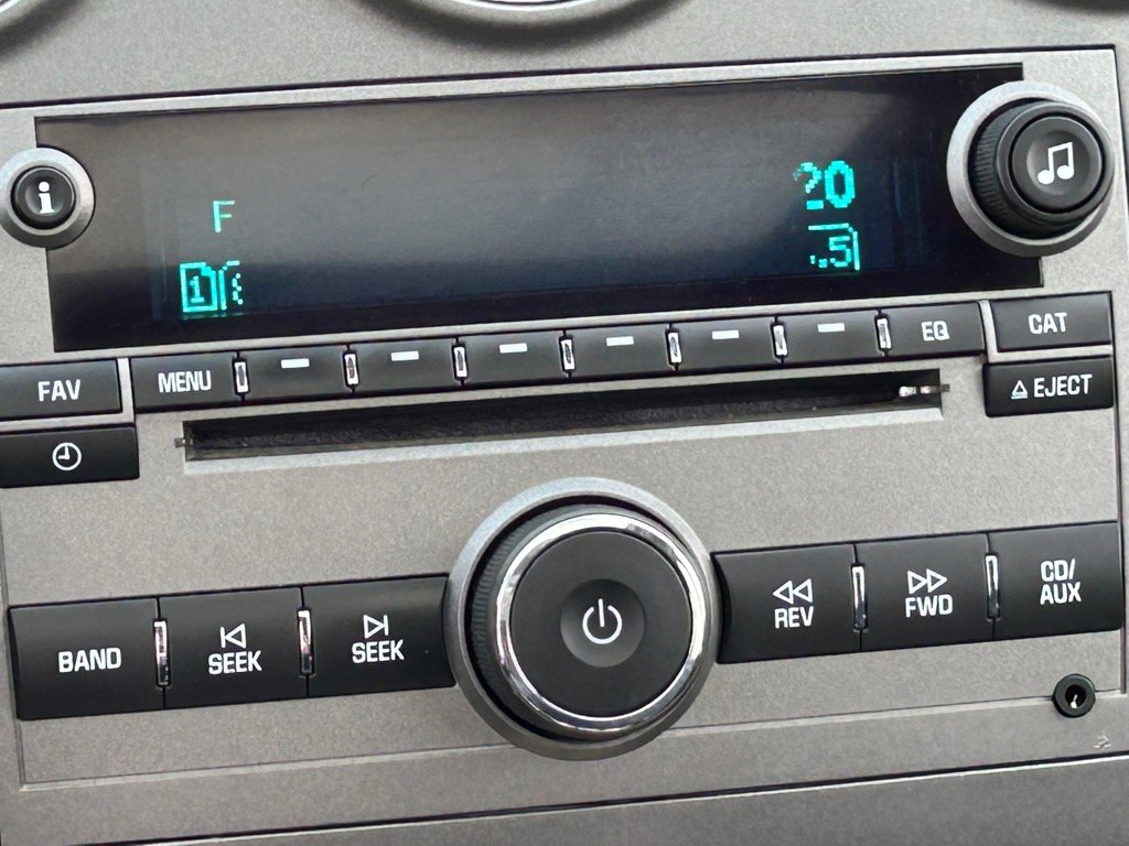 Used 2014 Chevrolet Captiva Sport LTZ image 10