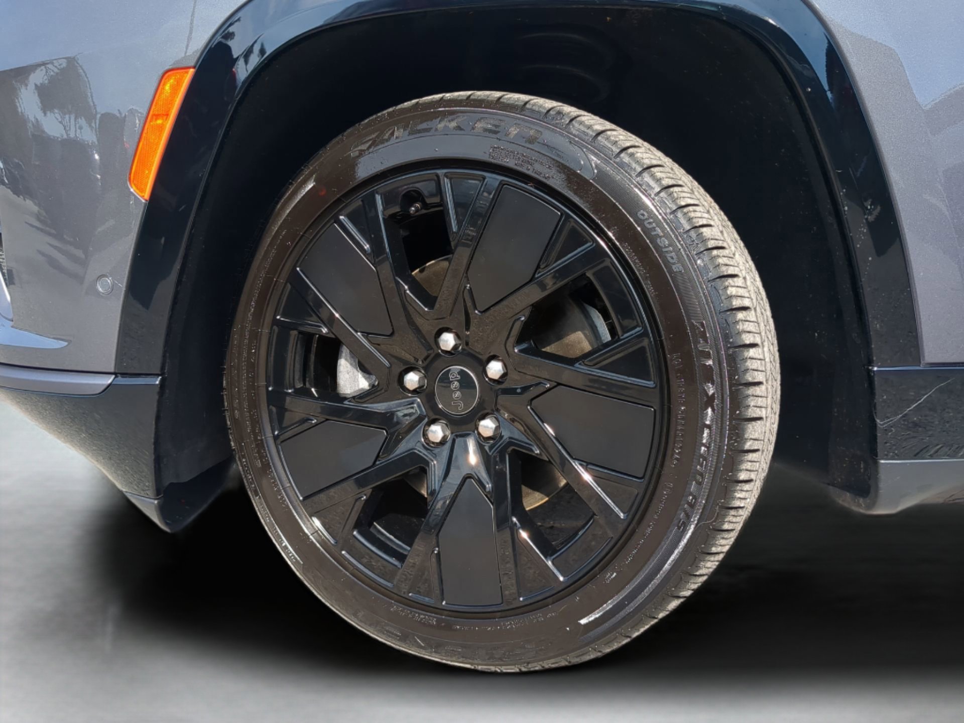 Used 2025 Jeep Wagoneer S Launch Edition image 64