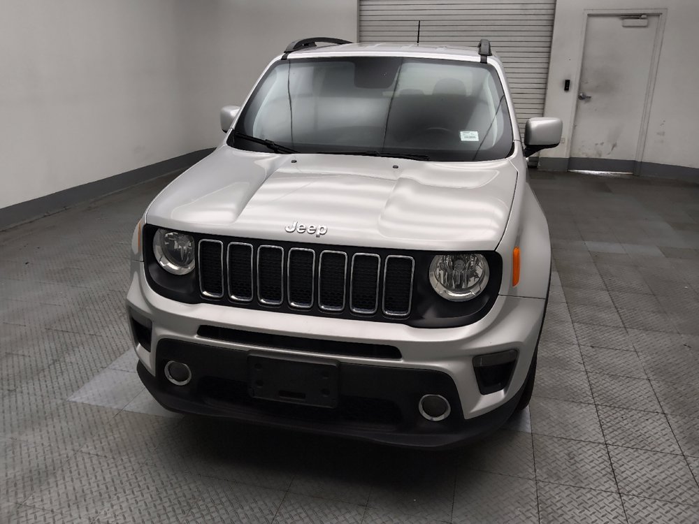 Used 2020 Jeep Renegade Latitude FWD image 15