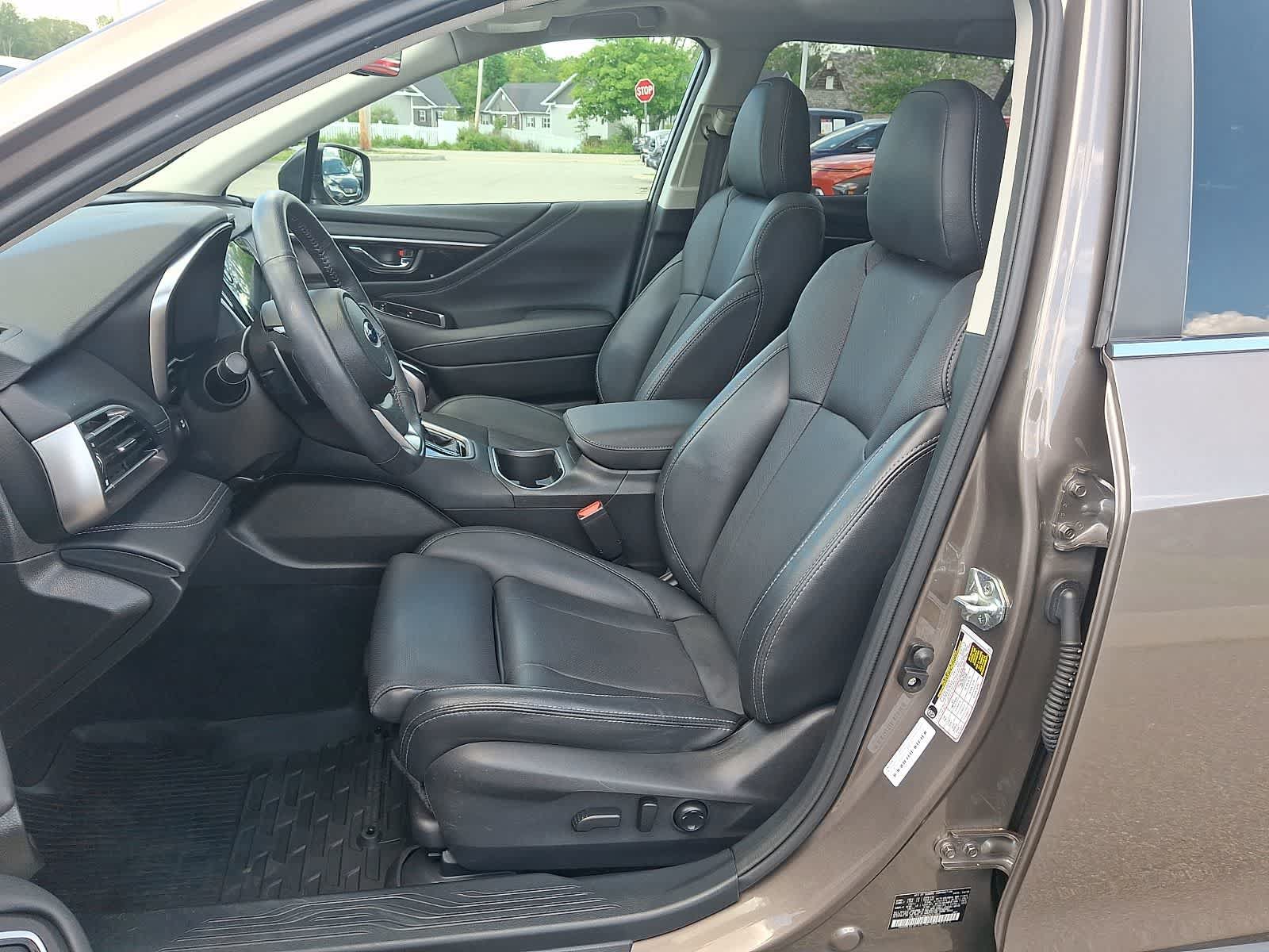 Used 2023 Subaru Outback Limited AWD/4WD image 15