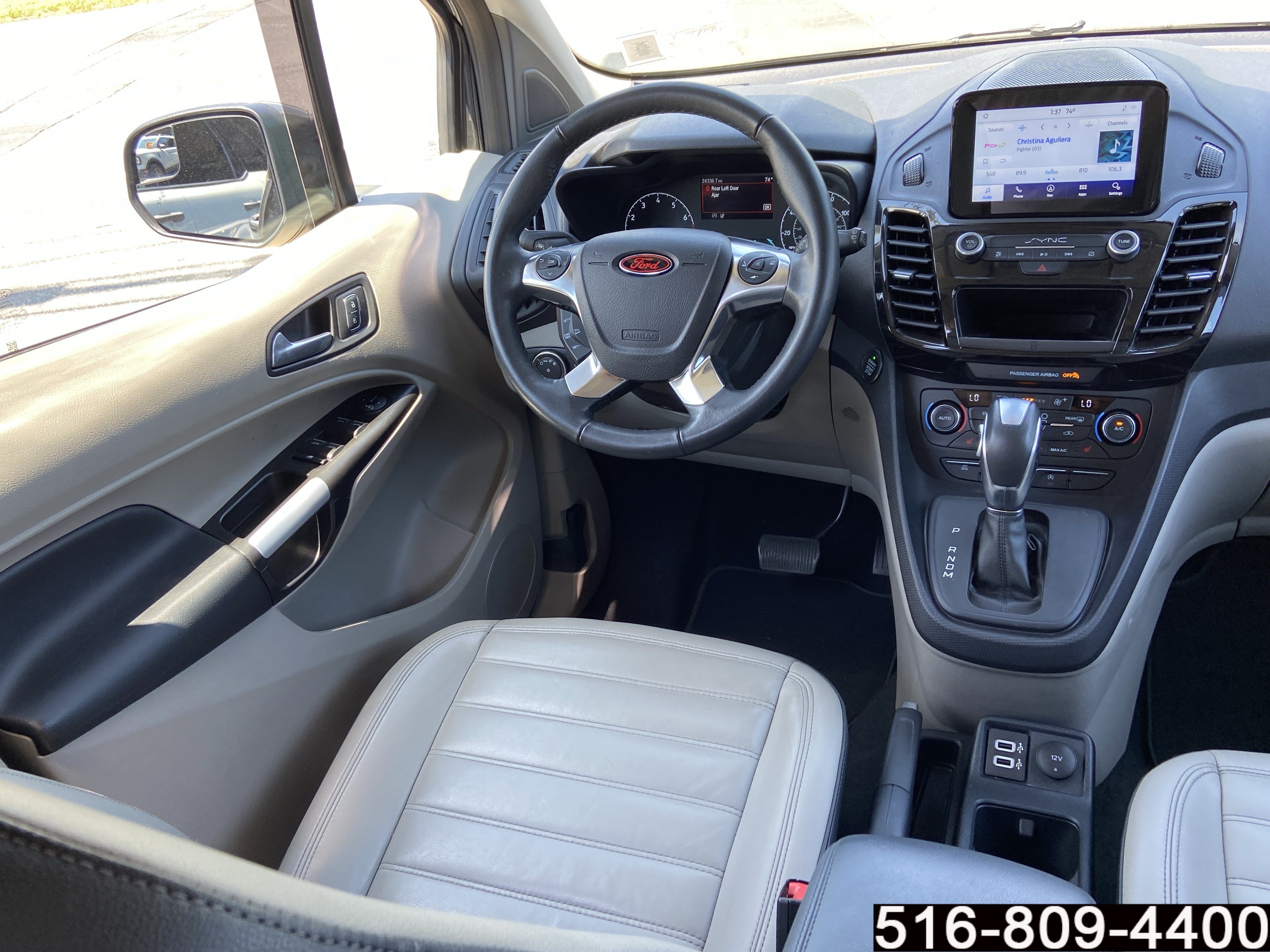 Used 2022 Ford Transit Connect Titanium FWD image 13
