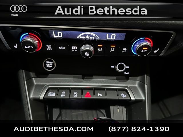 New 2025 Audi Q3 2.0T Premium image 18