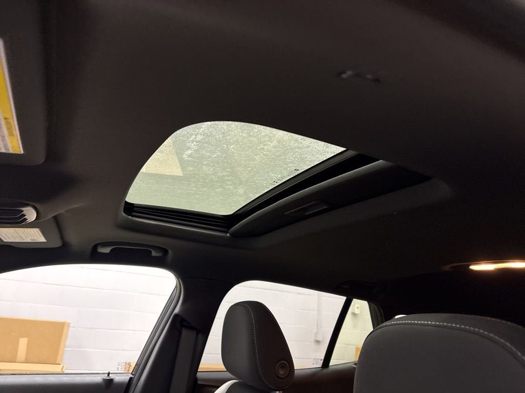 New 2026 Chevrolet Trax RS w/ Sunroof Package FWD image 27