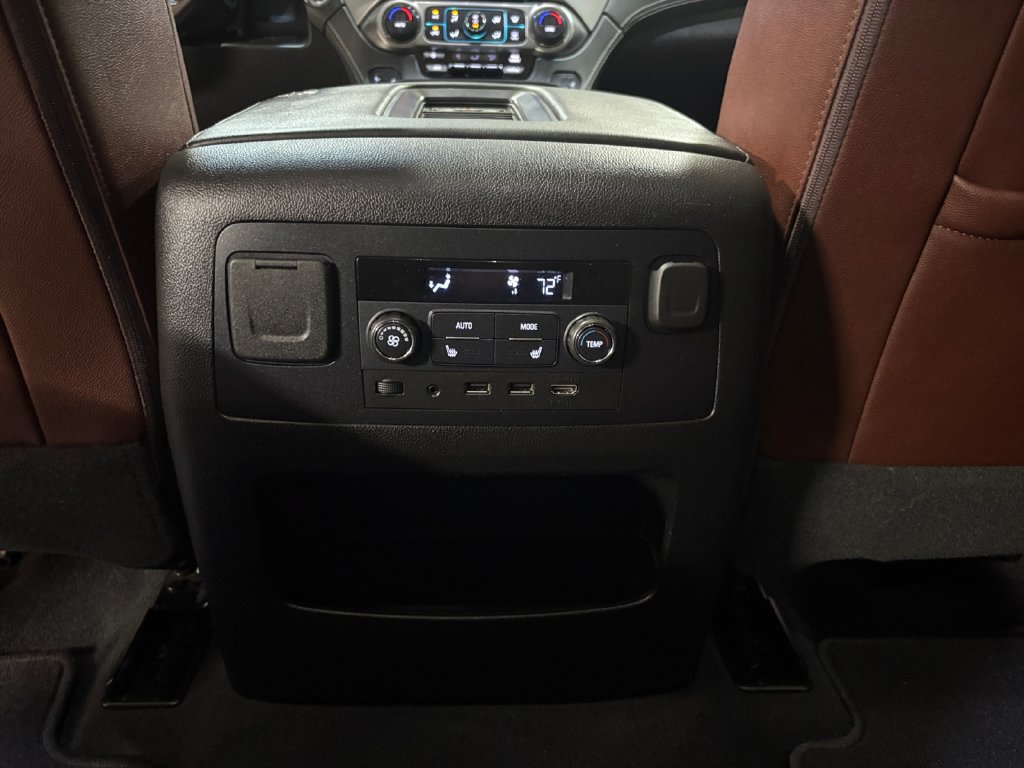 Used 2019 Chevrolet Tahoe Premier w/ Premier Plus Edition AWD/4WD image 43