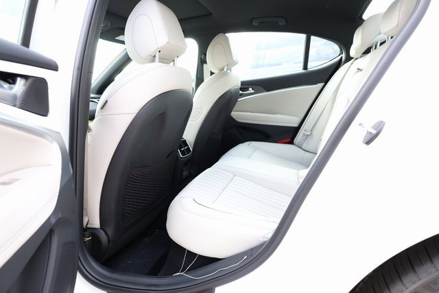 New 2025 Genesis G70 2.5T w/ Sport Prestige Package image 26