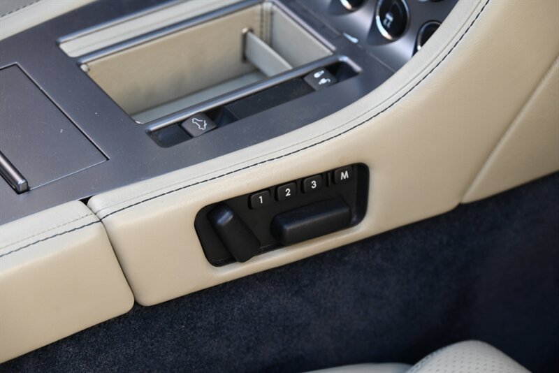 Used 2007 Aston Martin DB9 Volante RWD image 30
