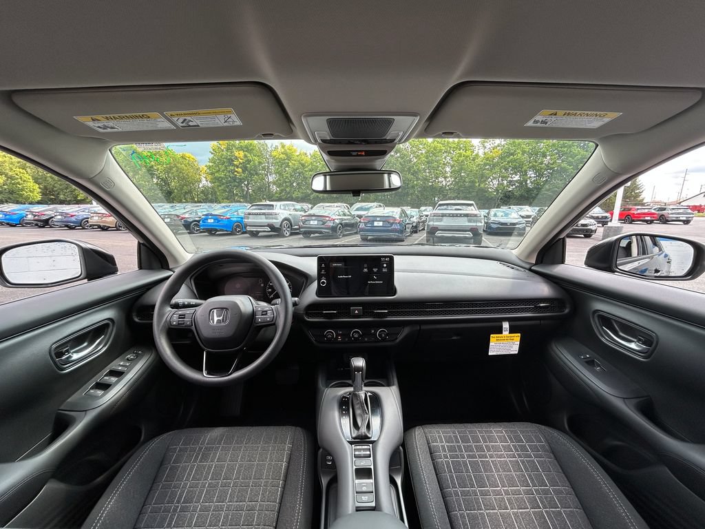 New 2027 Honda HR-V LX image 9