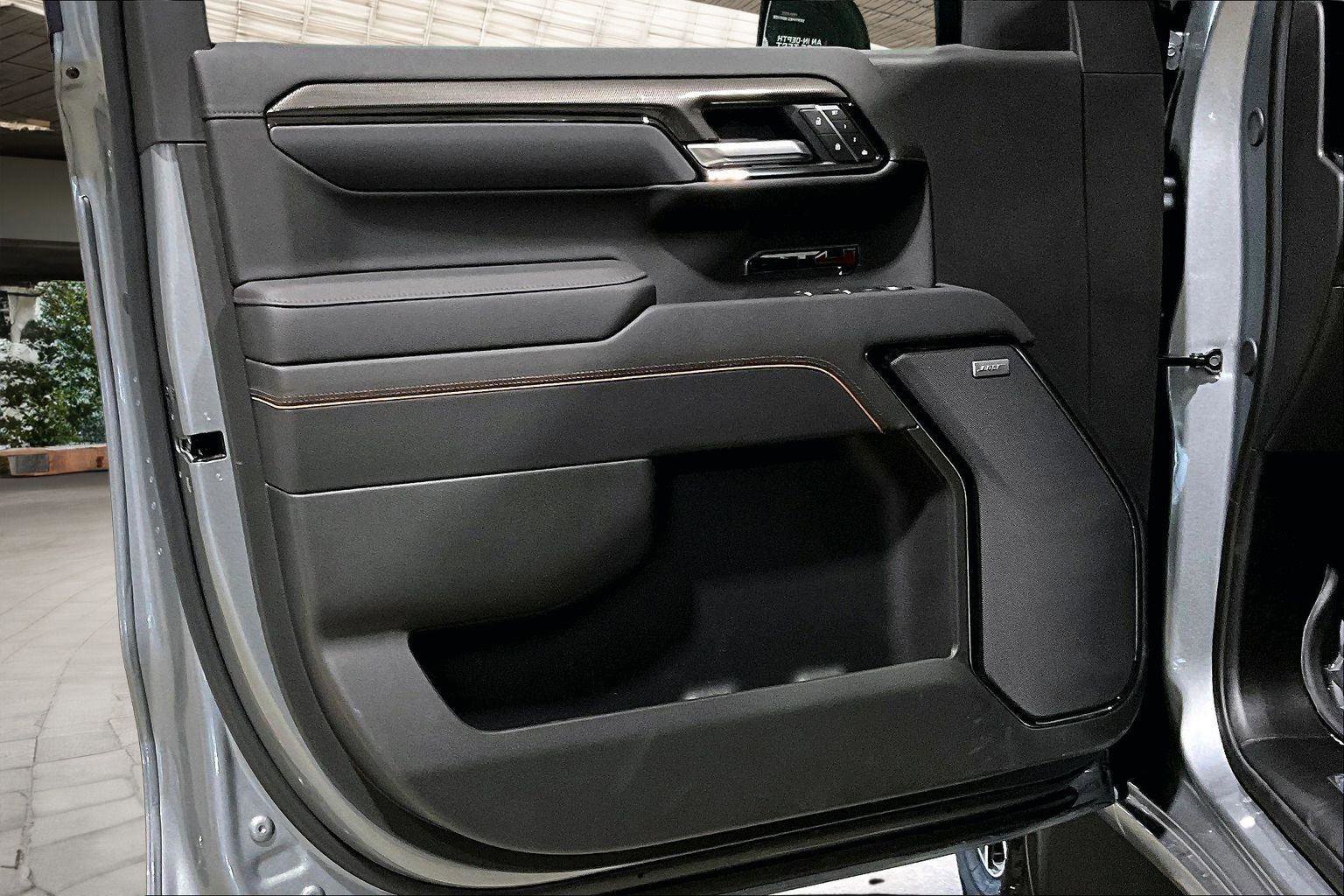 New 2026 GMC Sierra 1500 AT4 w/ Technology Package image 10